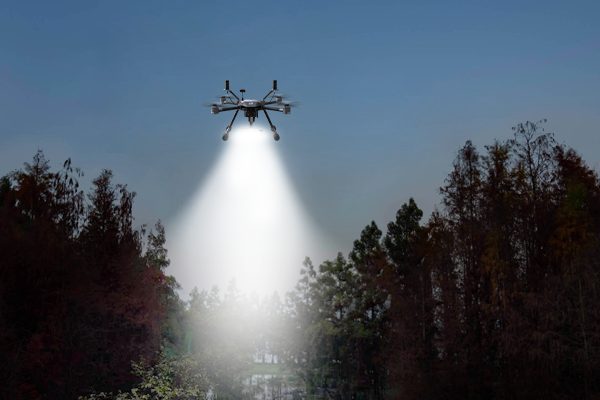 drone flashing light