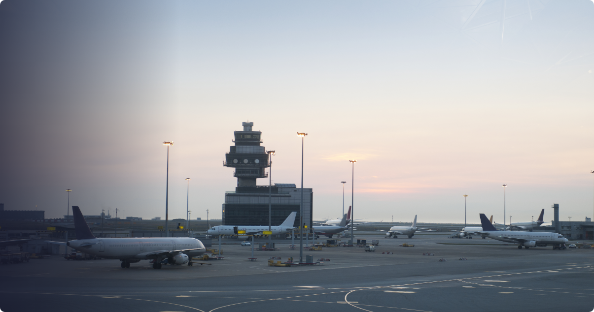 A pillar like with attached three radars with two cameras on this in brown and copper colour.